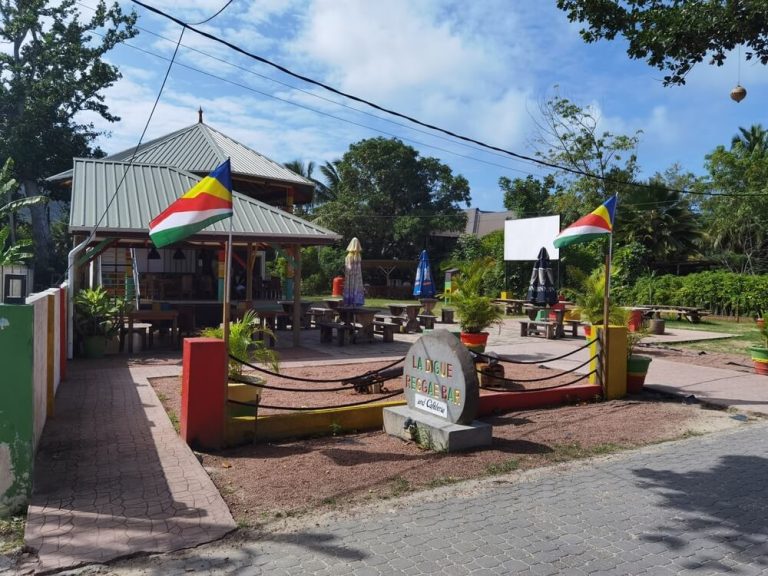 La Digue island, Seychelles islands: Reggae bar