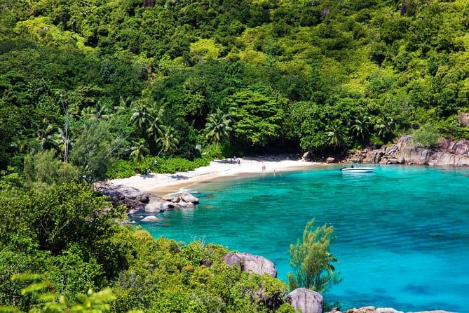 Anse Major Trail